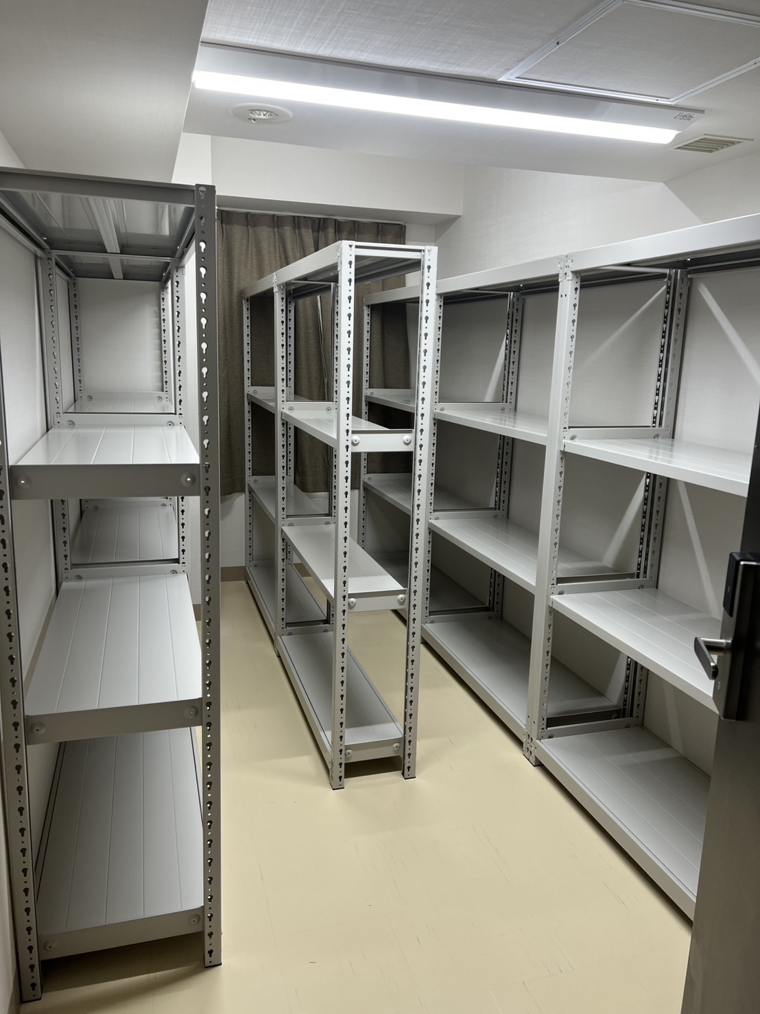 【設置事例】福岡県でスチールラックを納品（2025年10月20日）