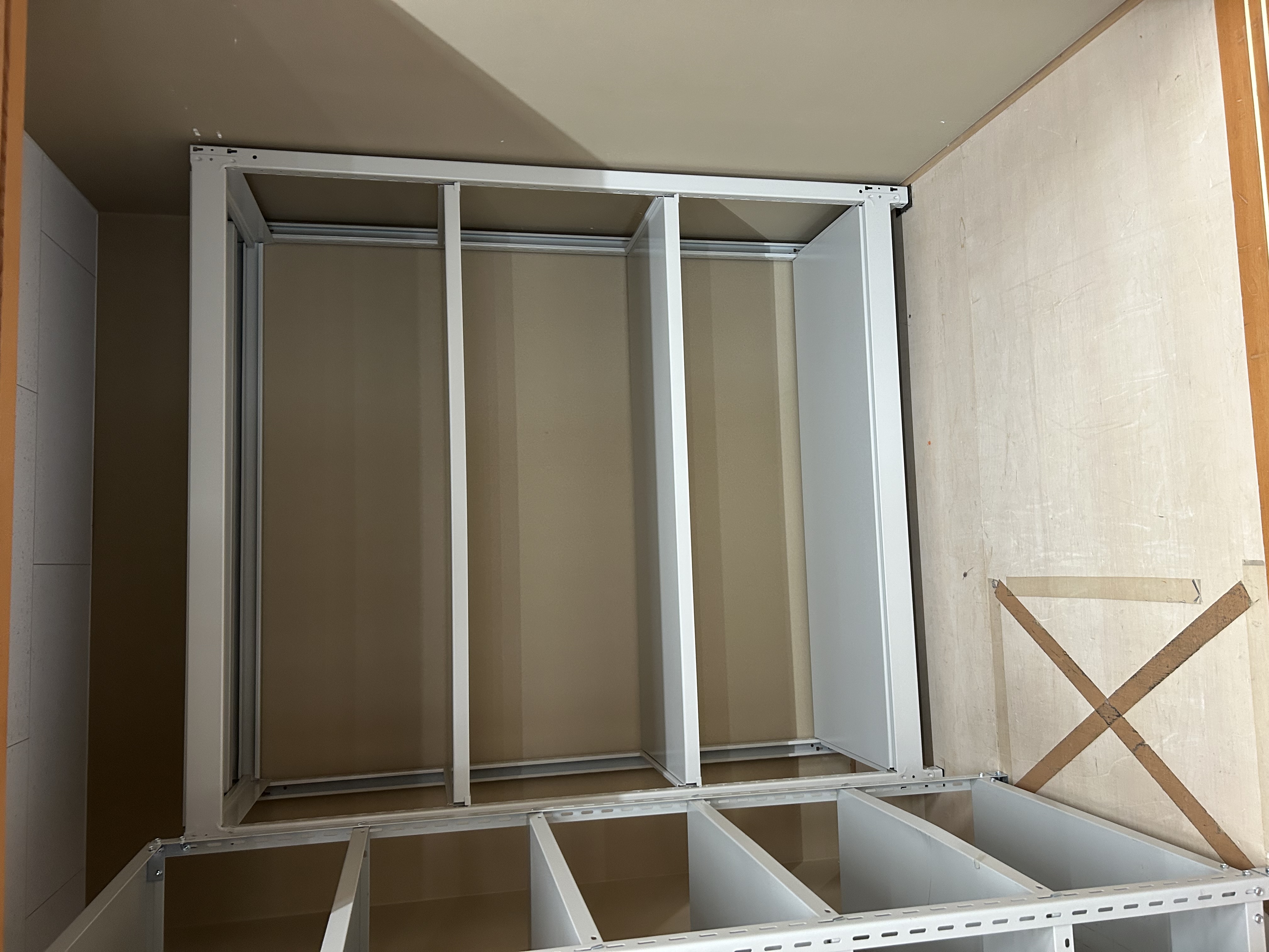 【設置事例】東京都でスチールラックを納品（2025年11月13日）