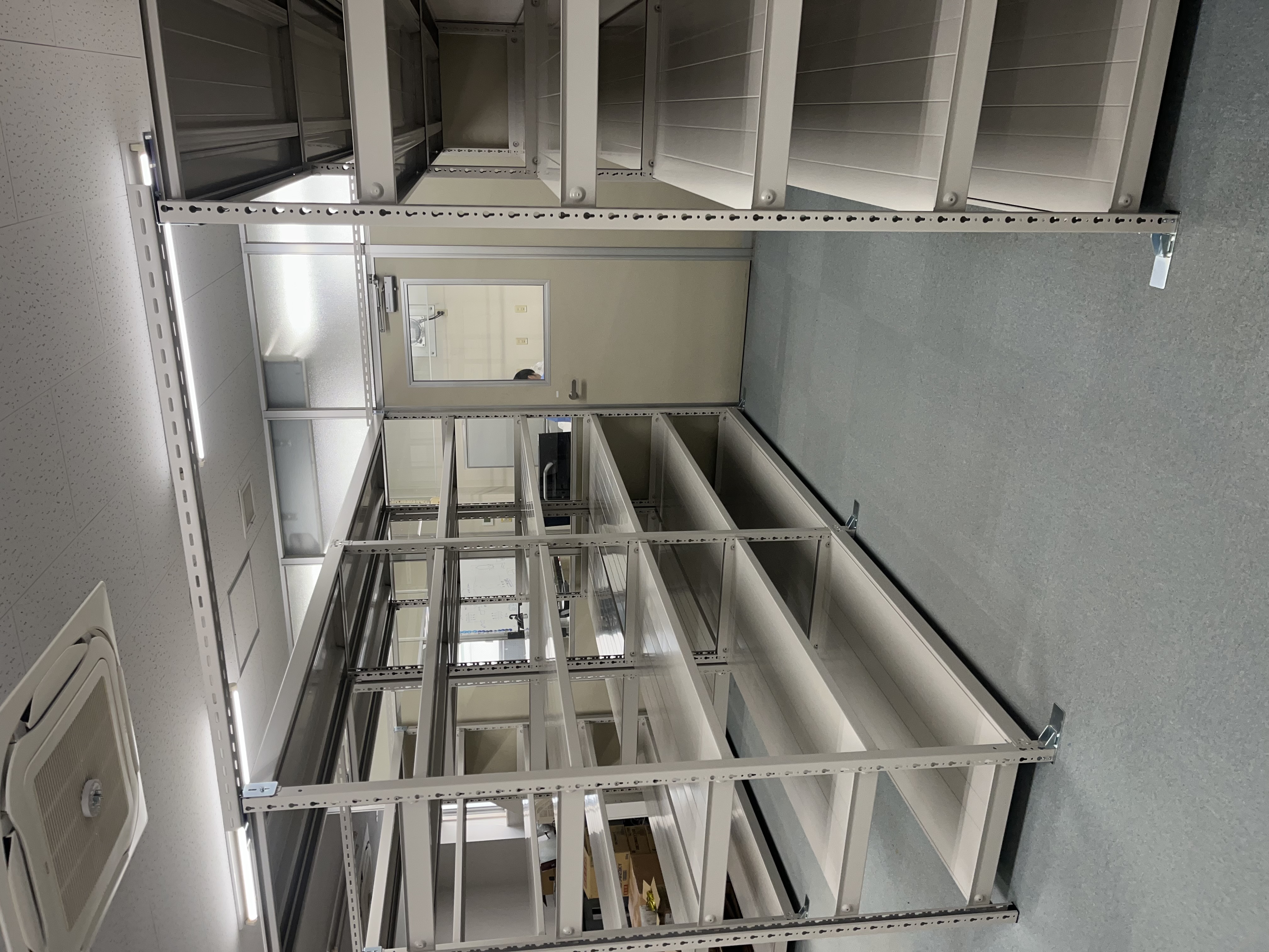 【設置事例】愛媛県でスチールラックを納品（2025年12月08日）