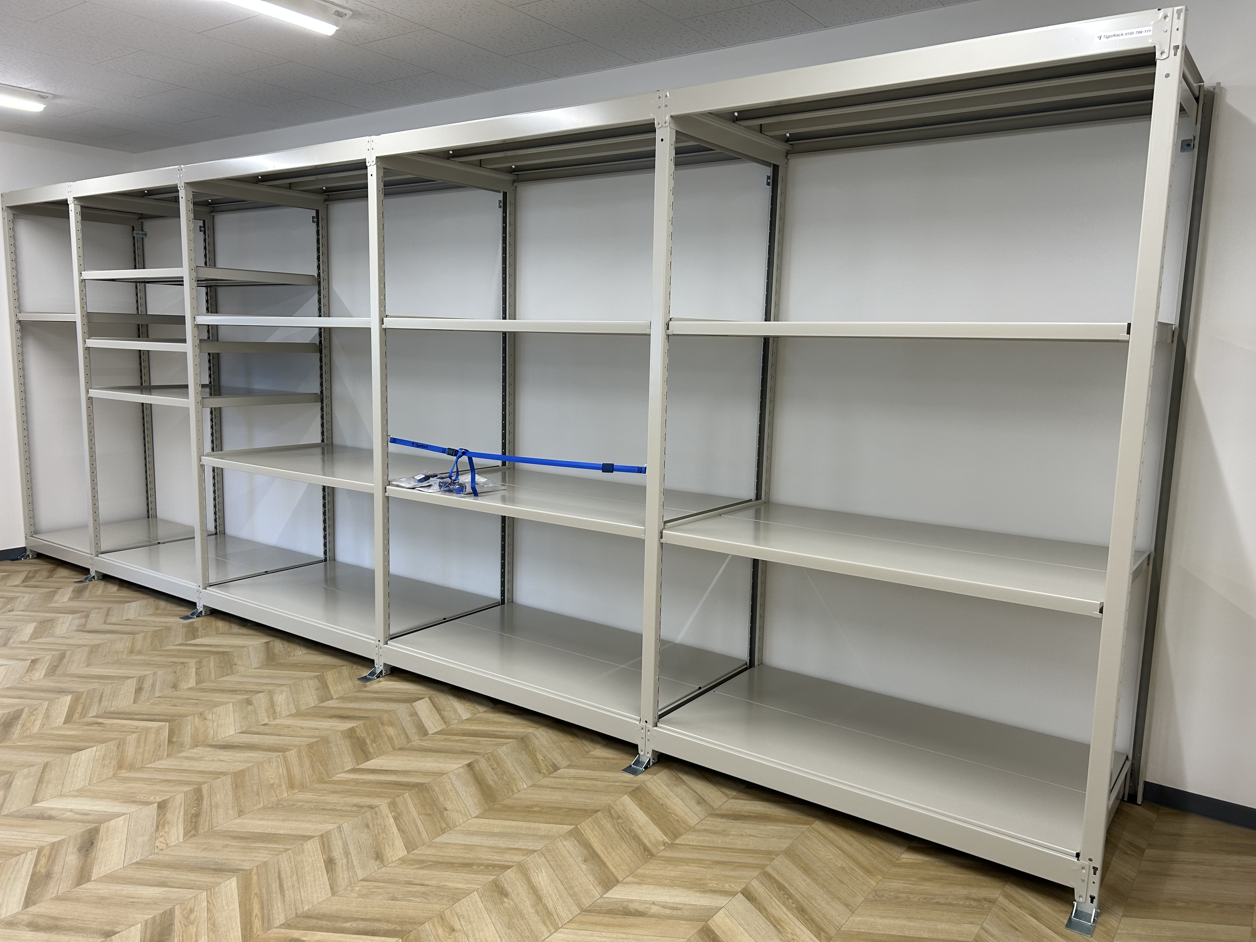 【設置事例】東京都でスチールラックを納品（2026年06月01日）